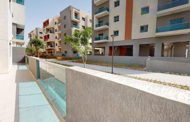 BRAND NEW 3 BHK + MAID AVAILABLE