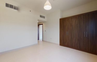 BRIGHT AND SPACIOUS 1 BHK AVAILABLE